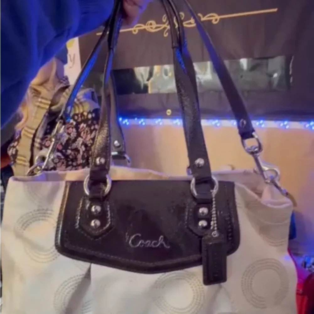 Coach chic shoulder